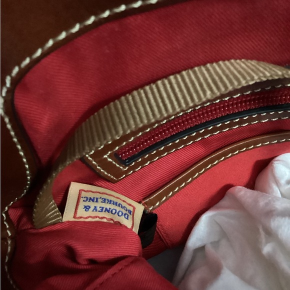 Dooney & Bourke Satchel /Crossbody Bag. Like new! - Picture 11 of 14